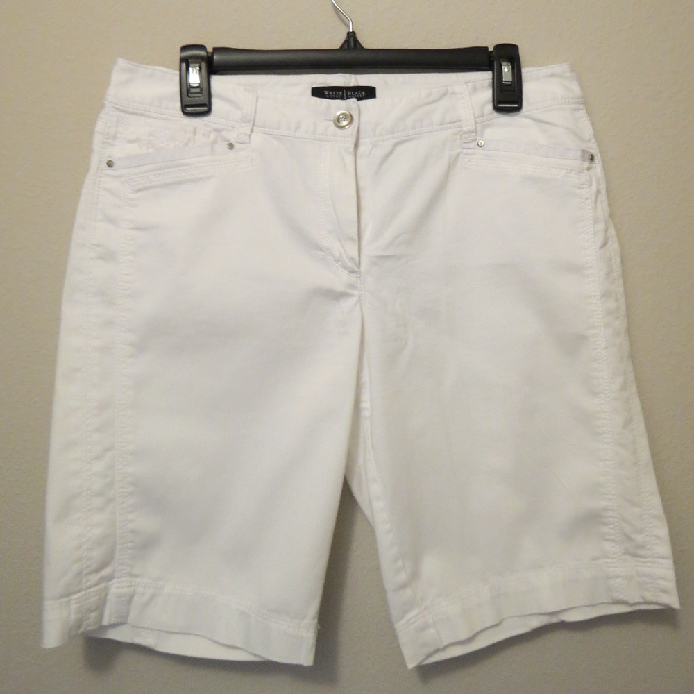 White House | Black Market white shorts size 8
